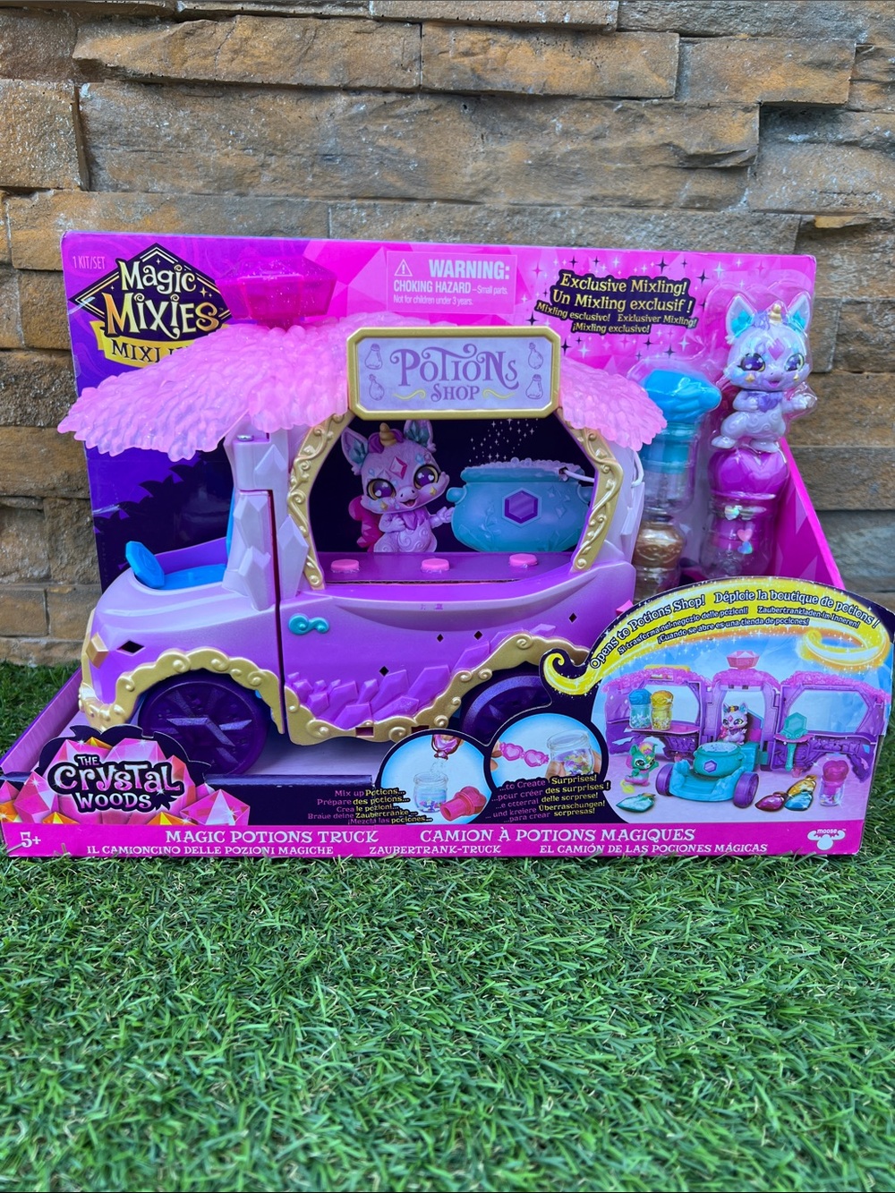 Magic Mixies Mixlings Magic Potions Truck playset NEW IN PACKAGE!! Moose Toys